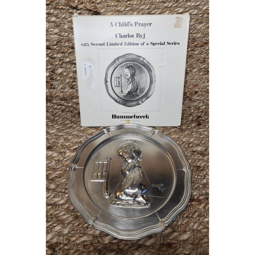 Vintage Goebel Hummel 1975 2nd Edition Metal Plate A Child's Prayer, Charlot Byj